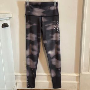 Onzie womens leggings M/L